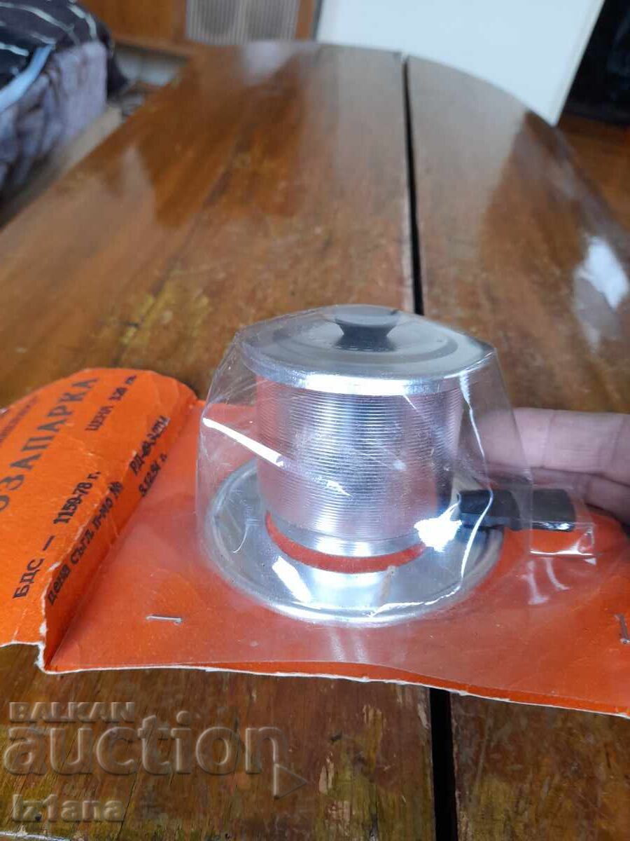 Auction Old Teapot Auction Old Teapot