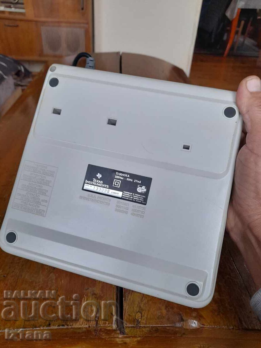 Old Texas Instruments TI-5045IIA calculator - 5