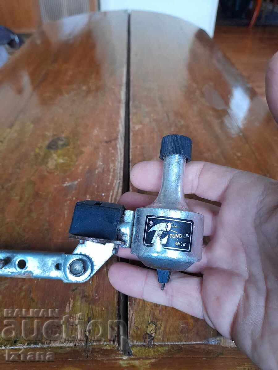 Παλιό δυναμό για ποδήλατο, τροχός Tung Lin