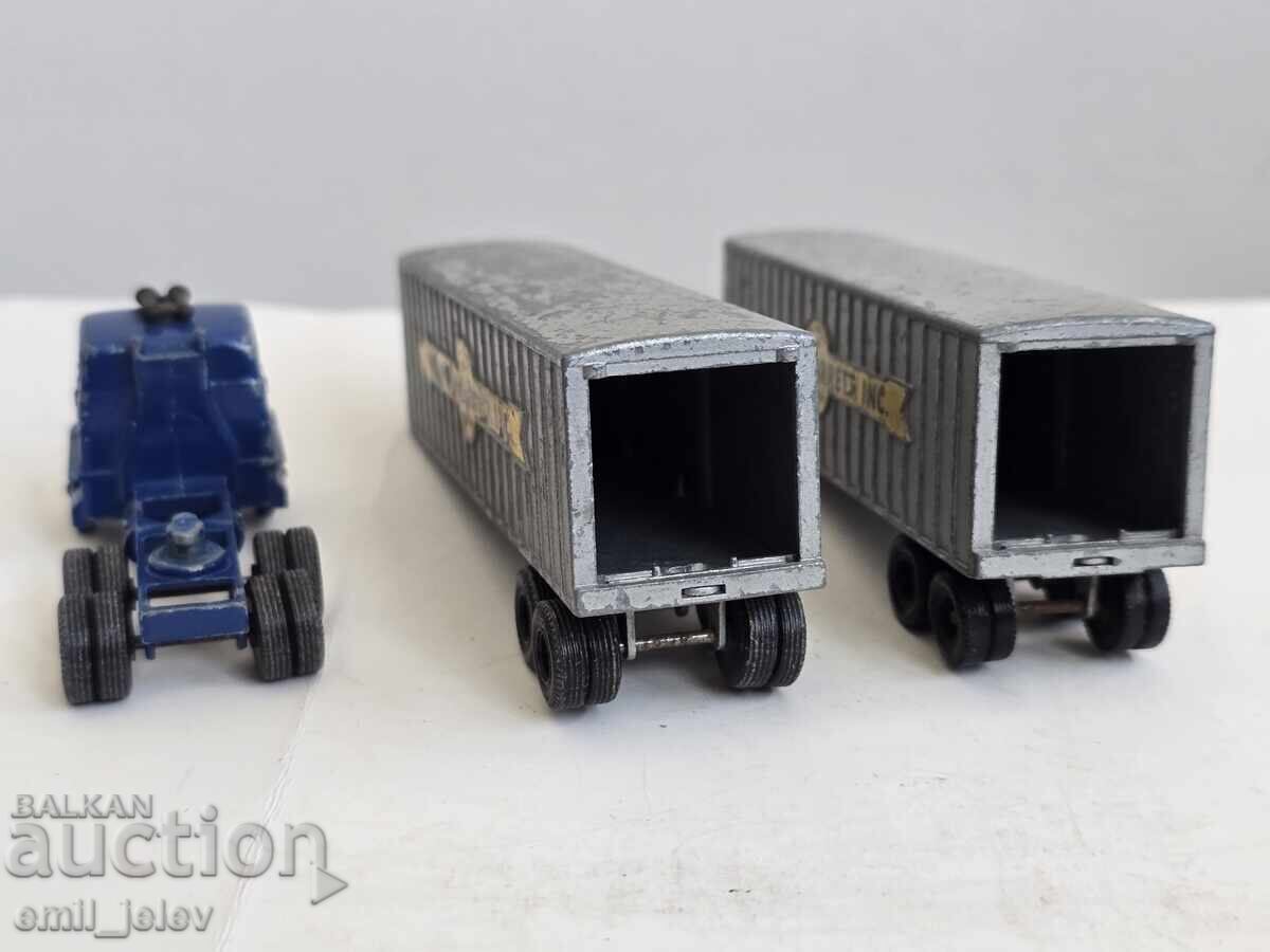 Delivery of Matchbox Major Pack M-9 HENDRICKSON COOPER JARRET INTERSTATE Delivery of Matchbox Major Pack M-9 HENDRICKSON COOPER JARRET INTERSTATE