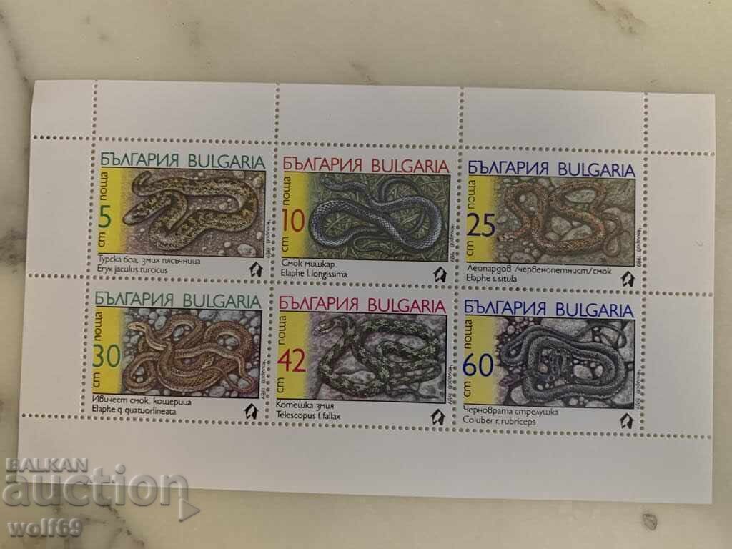 Block, brand-Snakes (serrated below)-1989