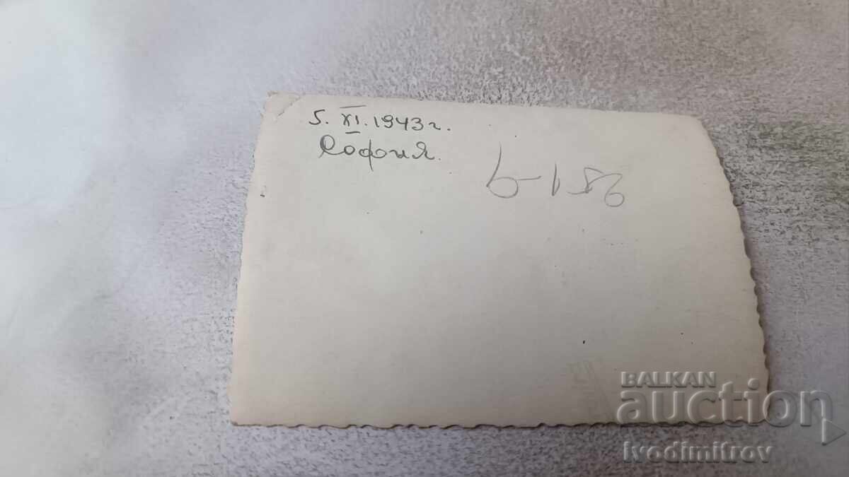 Photo Sofia Three young girls on a walk 1943 with price 2.45 BGN | € 1.25