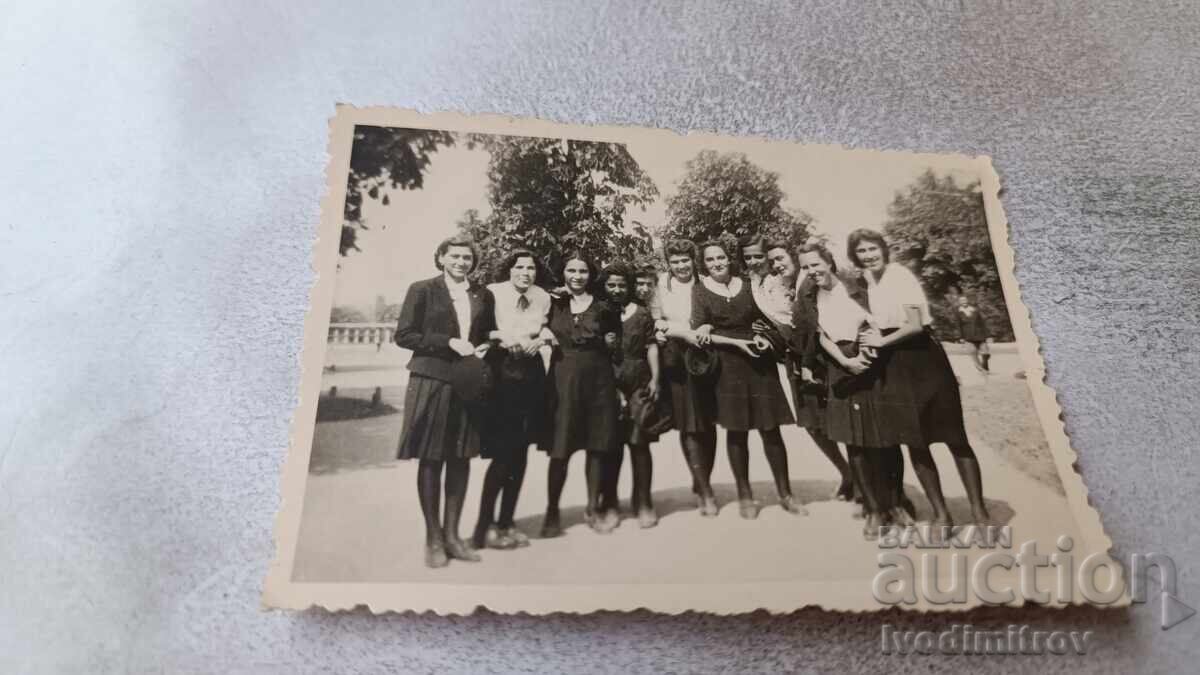 Snimka Sofiya Μαθήτριες στον Βορίσοβα Γκράντινα 1942