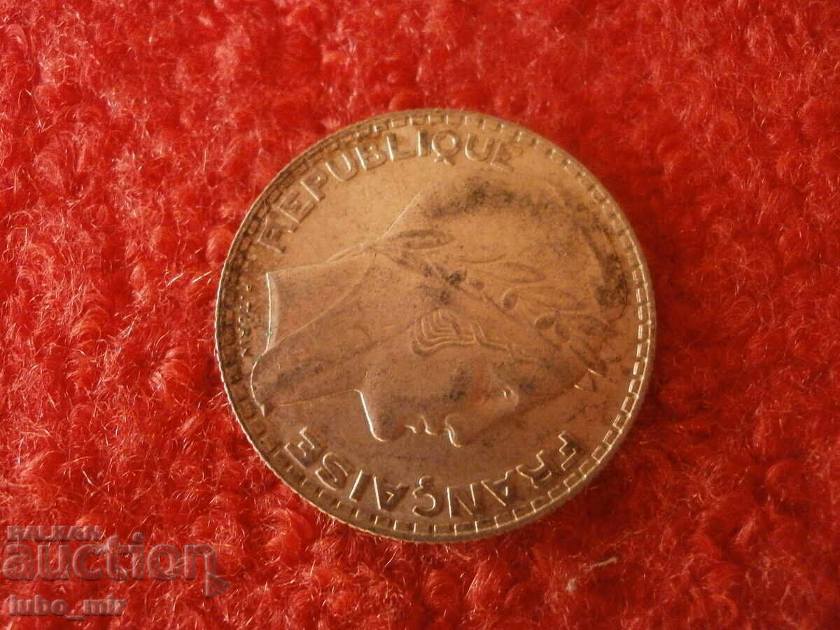 Доставка на ФРАНЦИЯ 10 ФРАНКА 1939 - СРЕБРО Доставка на ФРАНЦИЯ 10 ФРАНКА 1939 - СРЕБРО