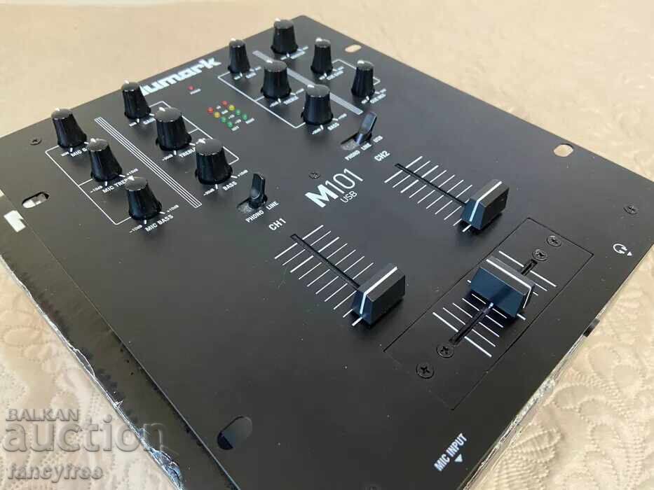 Mixer Numark M101 - DJ mixer cu preț 150.00 BGN | € 76.69
