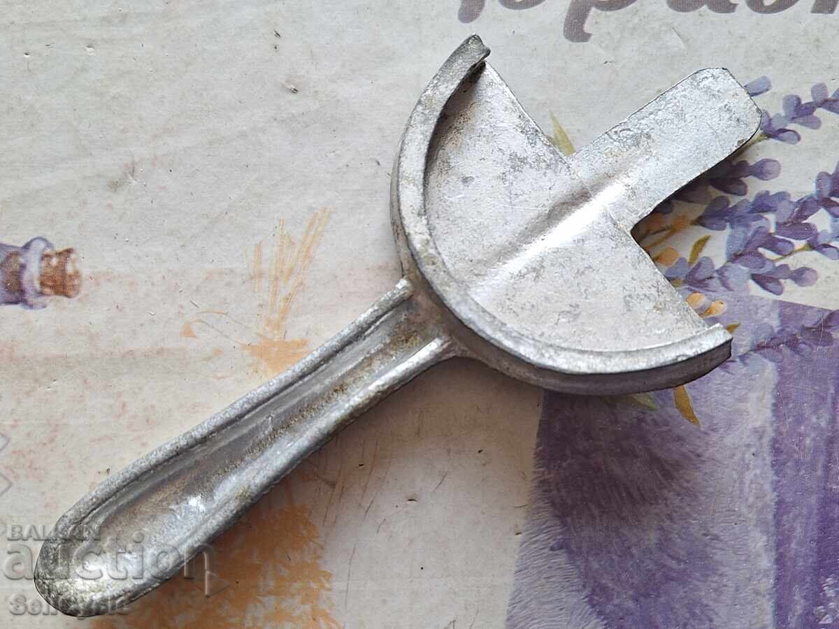 ✅DESCHIZĂTOR DE BORCANE❗ cu preț € 2.00 | 3.91 BGN