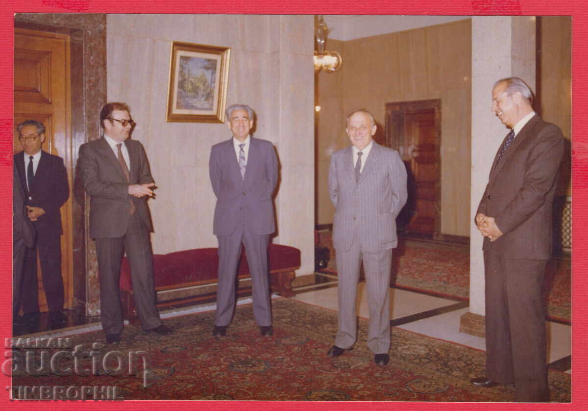 220793 / Fotografie Todor Jivkov Petar Mladenov Stanko Todorov 220793 / Fotografie Todor Jivkov Petar Mladenov Stanko Todorov