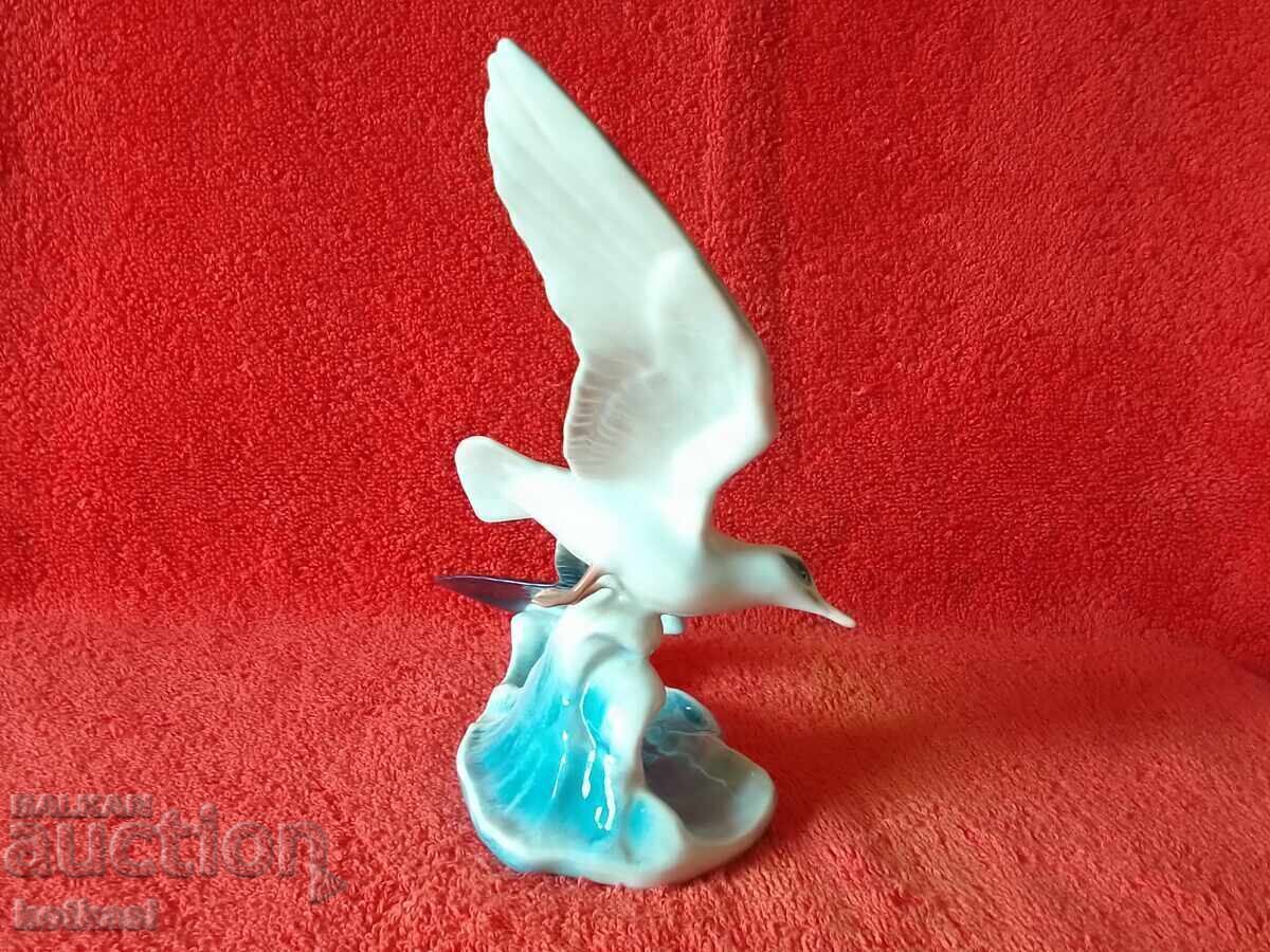 Livrarea Rosenthal figurină veche din porțelan, Pescăruș cu aripile desfăcute