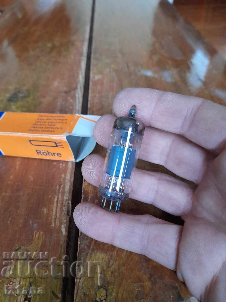 Δημοπρασία Παλιά λυχνία ραδιοφώνου Siemens Rohre PL95