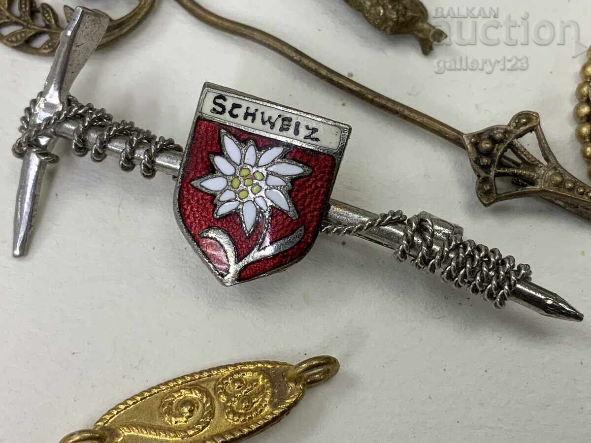 Lot of badges and other items with price 4.50 BGN | € 2.30 Lot of badges and other items with price 4.50 BGN | € 2.30