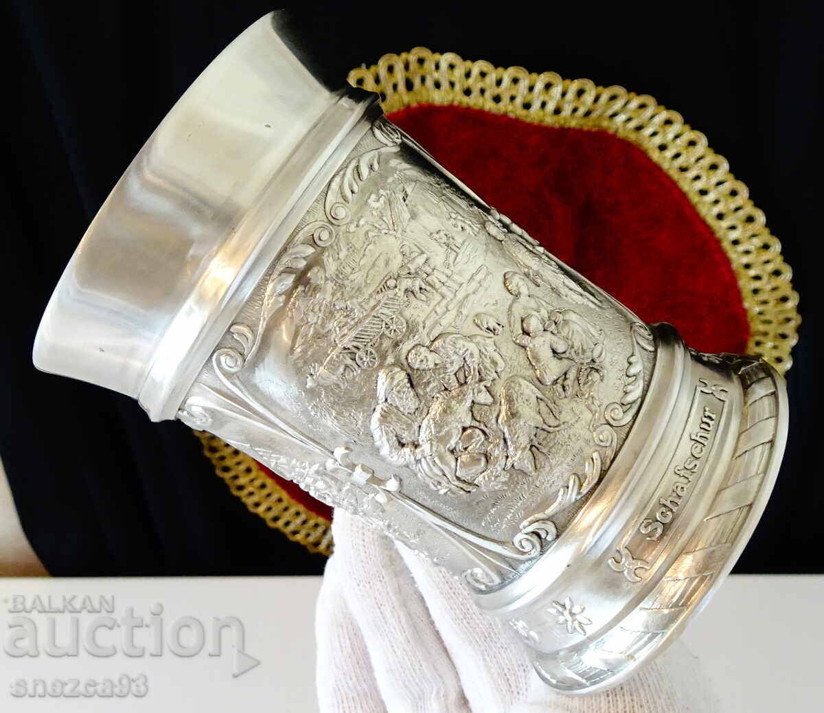 Калаена халба,чаша с Гроздобер,Дърводобив,Стригане на овце. - 6