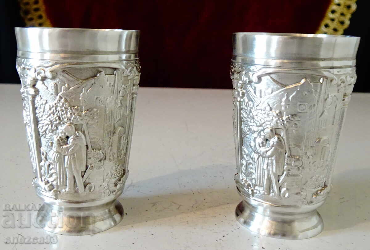 Καλαμένι ποτήρια για ρακή Ερωτευμένοι, Ο αιώνιος γαμπρός, Σερενάτα