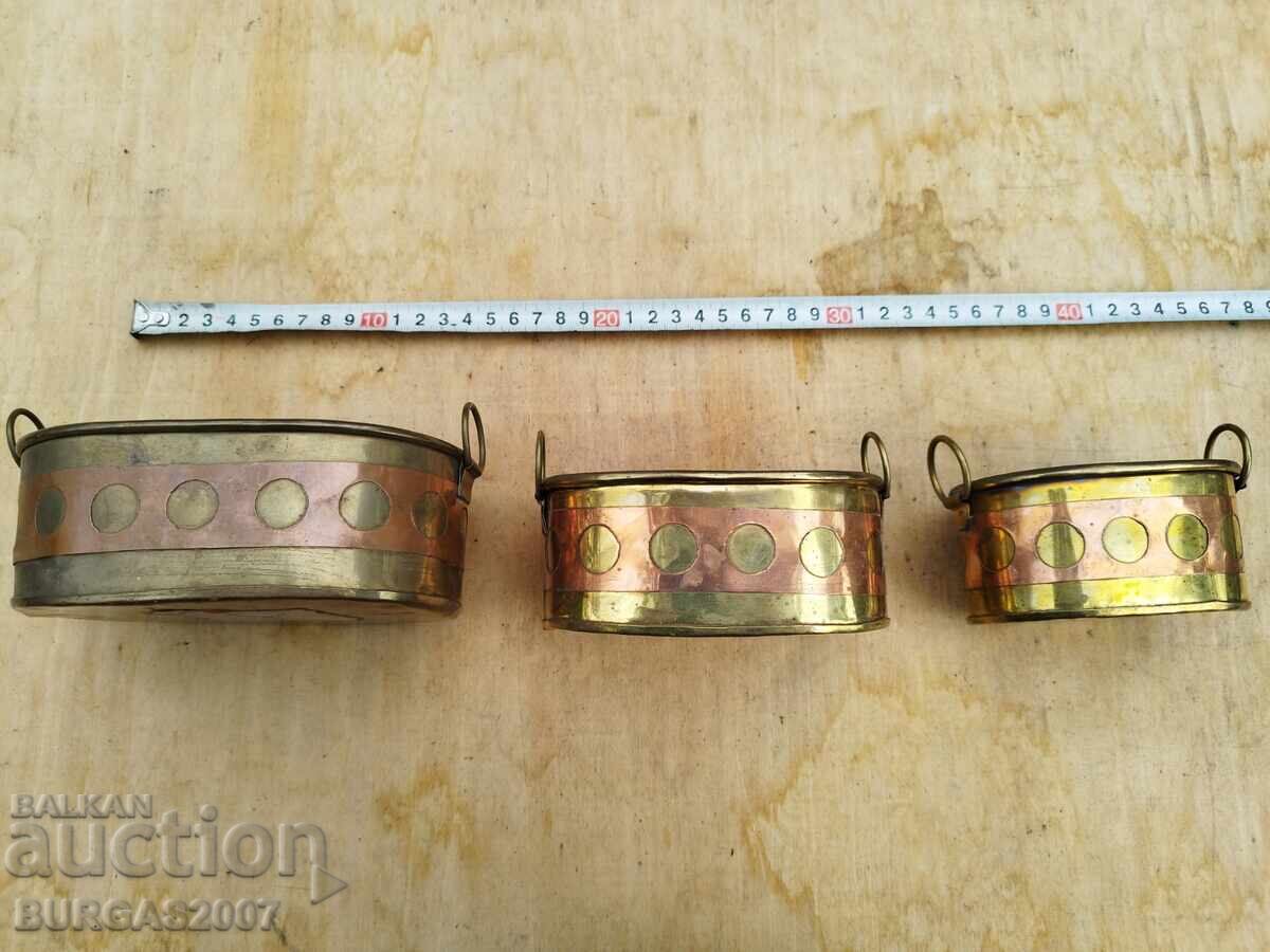 Old metal, brass vessels, planters - 3 pcs Old metal, brass vessels, planters - 3 pcs