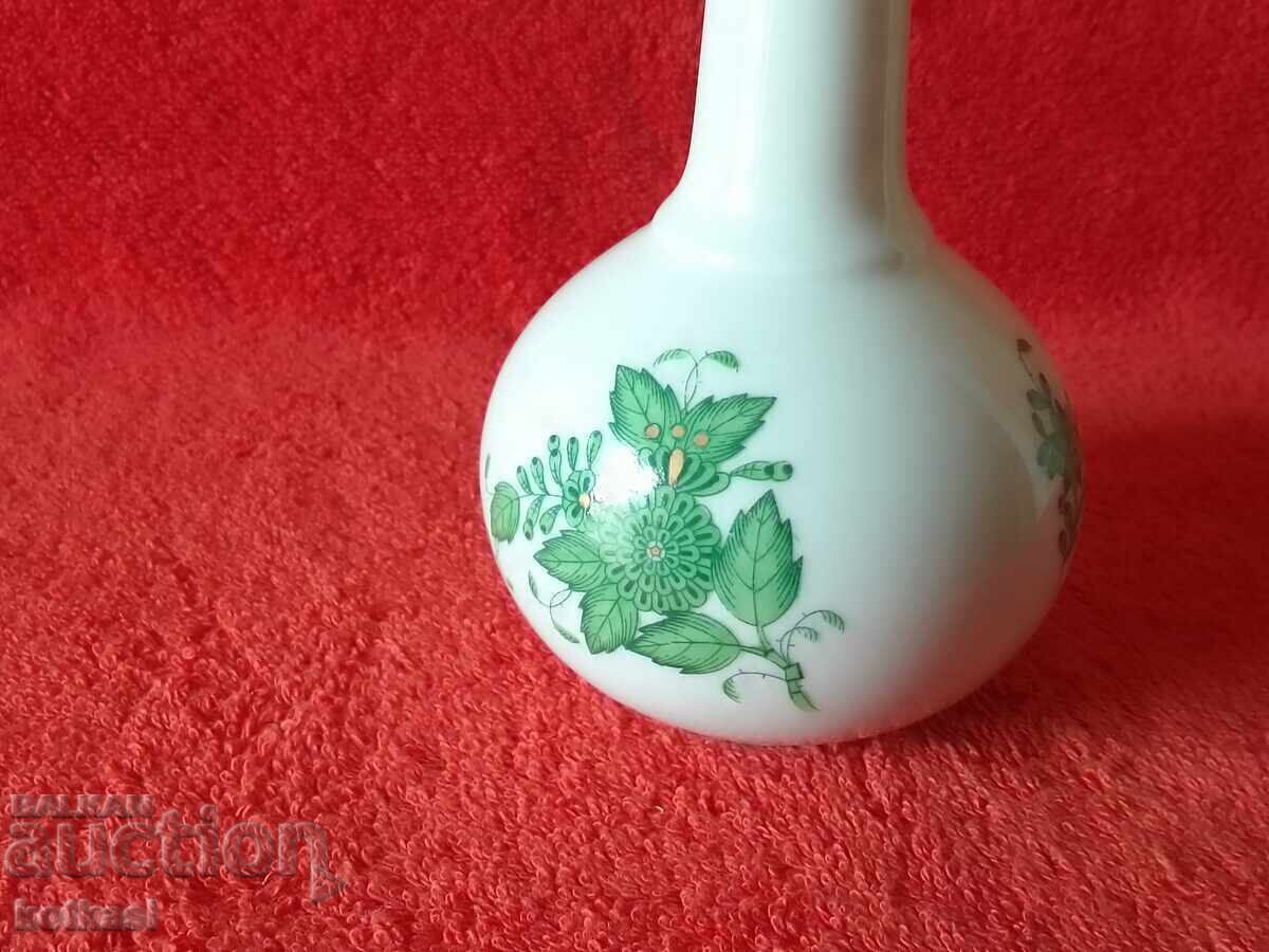 Vază de porțelan vechi Herend Herend aurire lucrata manual - 7 Vază de porțelan vechi Herend Herend aurire lucrata manual - 7