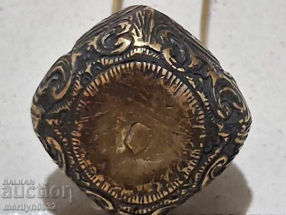 Χάλκινη σφαίρα για πιστόλι με πυρίτη, σκανδάλη, αντίγραφο με τιμή 97.00 BGN | € 49.60