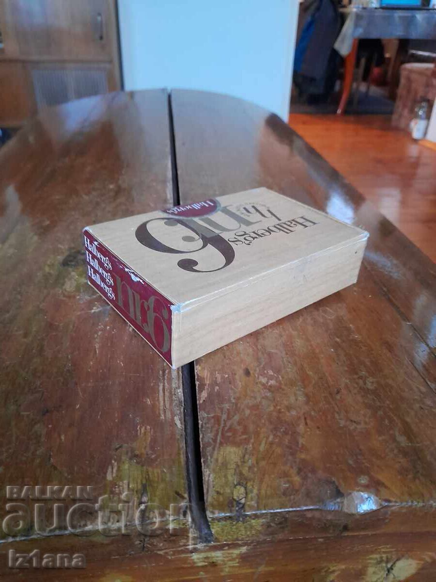 Auction  Old Halbergs 6 cigar box