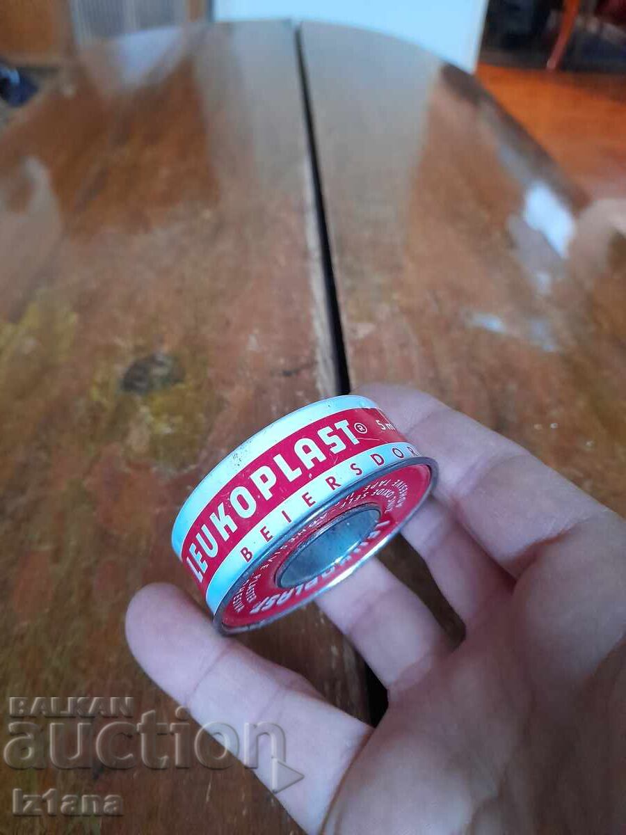 Δημοπρασία Παλιό κουτί από Λευκοπλάστ