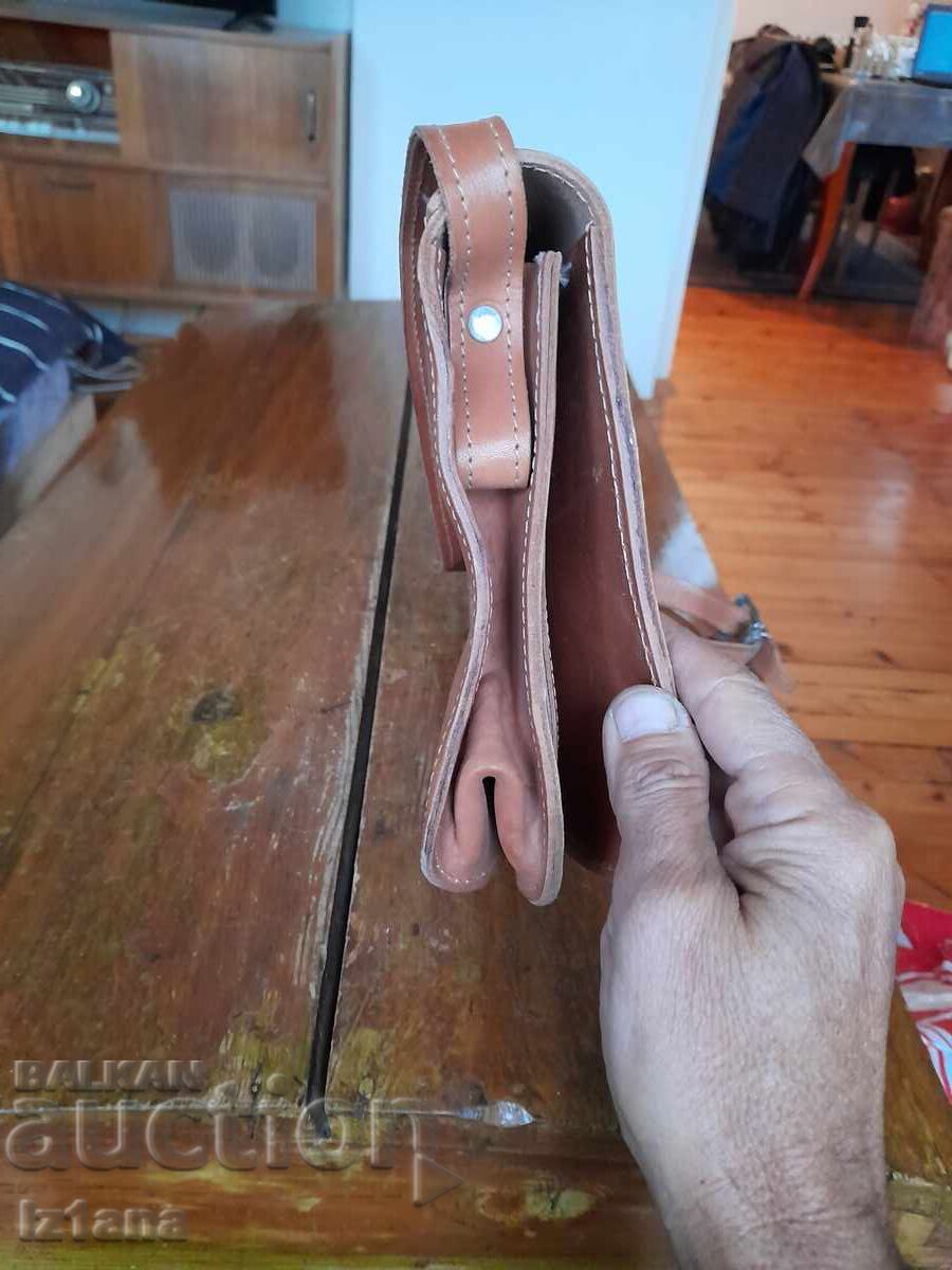 Παράδοση Γυναικεία δερμάτινη τσάντα