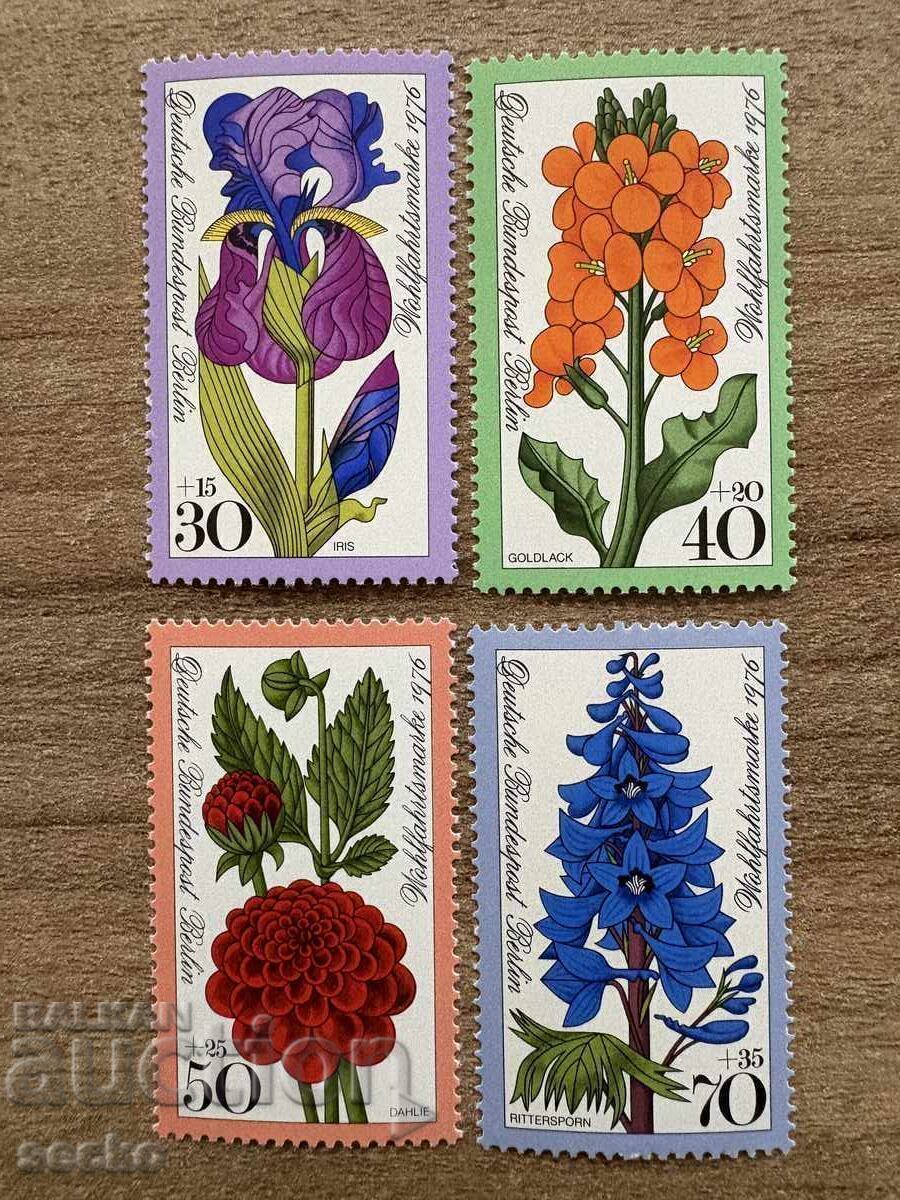 Berlin - Charity stamps - Flowers (1976) MNH