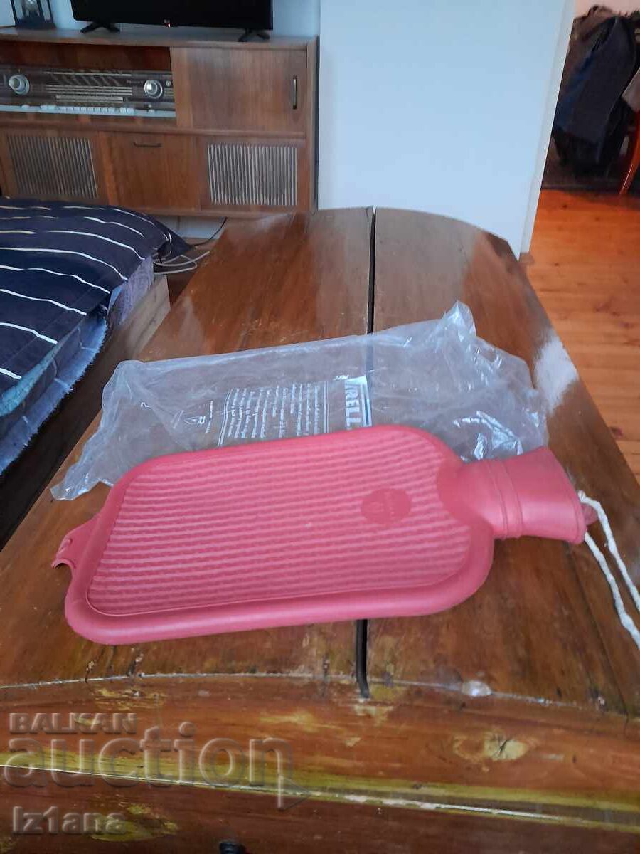 Παλιό θερμοσίφωνας Pirelli με τιμή 43.00 BGN | € 21.99