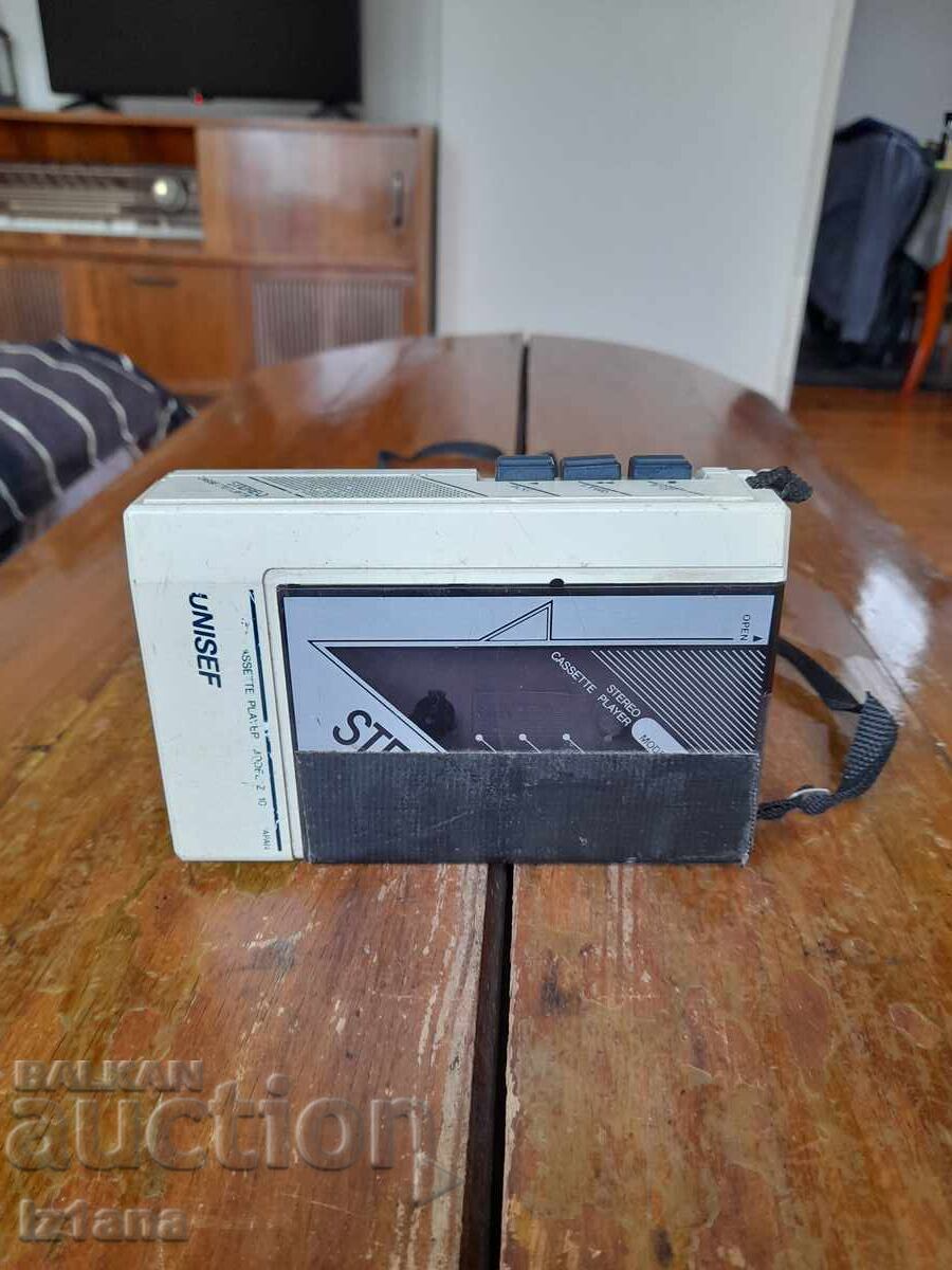 Old Walkman Unisef