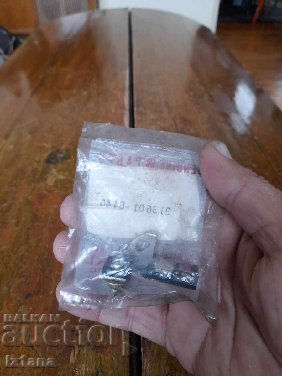 Auction  Old Kawasaki circuit breaker