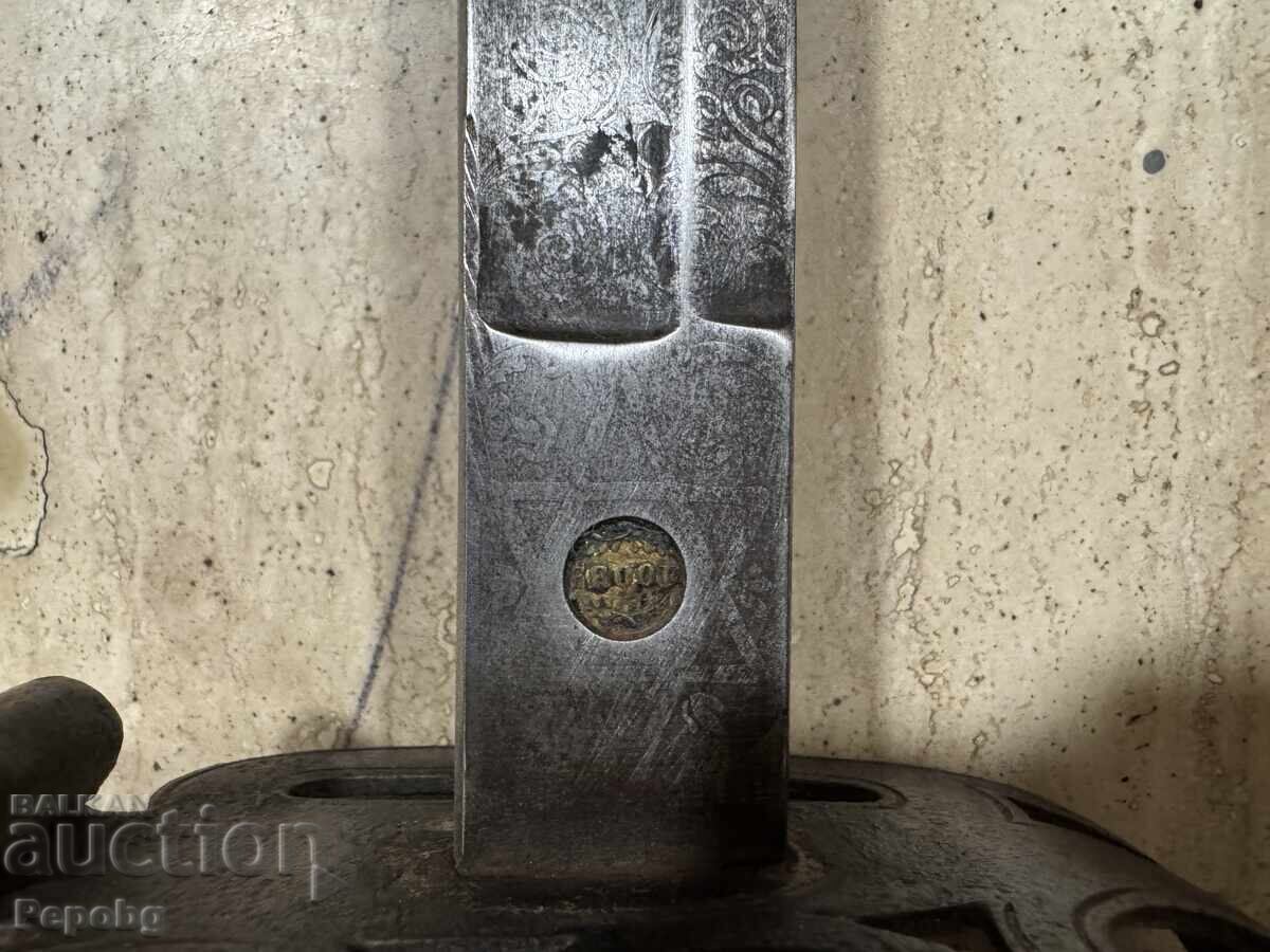 Old English fighting saber with price € 380.00 | 743.22 BGN