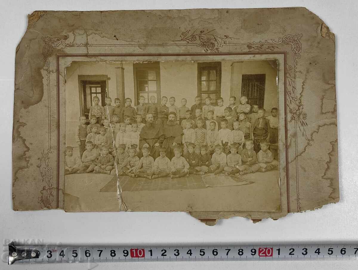 PREOT POP ȘCOALĂ ELEVI FOTOGRAFIE FOARTE VECHE CARTON - 5 PREOT POP ȘCOALĂ ELEVI FOTOGRAFIE FOARTE VECHE CARTON - 5