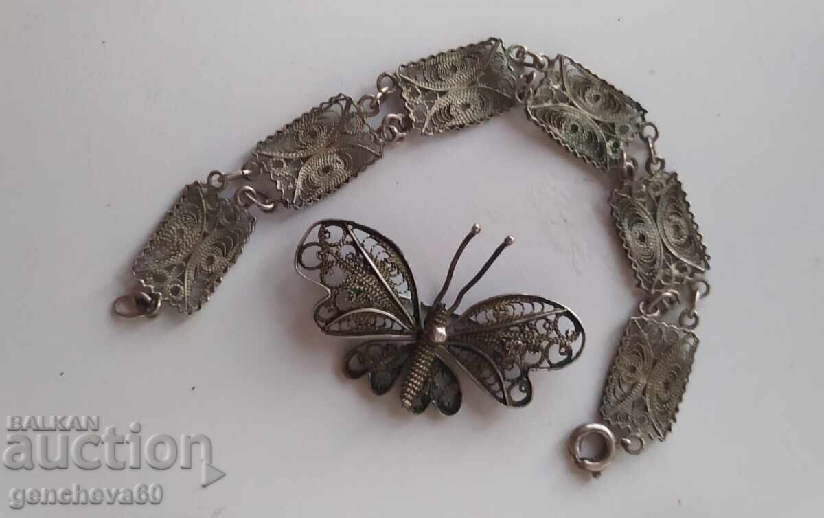 Auction  Silver bracelet and brooch set, filigree, 17g