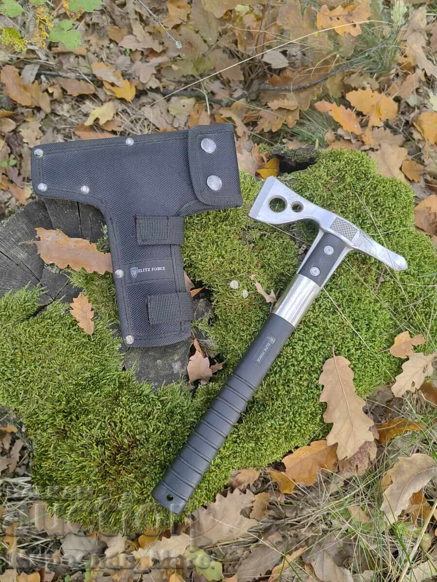 Бойна брадва, томахавка.