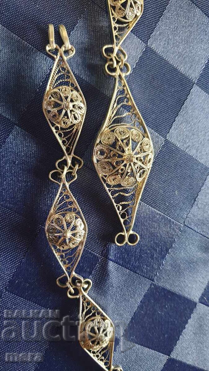 Παράδοση Εντυπωσιακή ασημένια ζώνη με φιλιγκράν