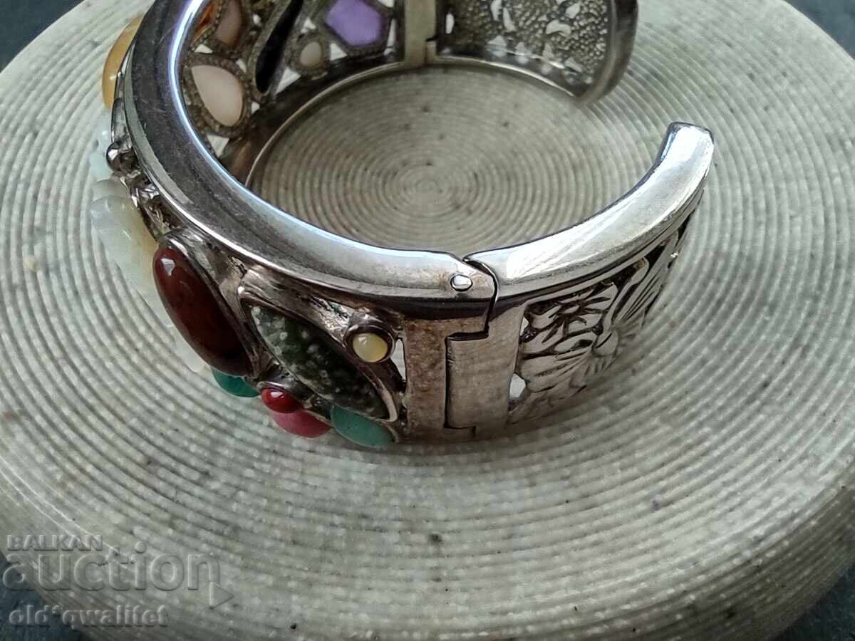 Доставка на Широка СРЕБЪРНА ГРИВНА, камъни, СРЕБРО 925 Доставка на Широка СРЕБЪРНА ГРИВНА, камъни, СРЕБРО 925