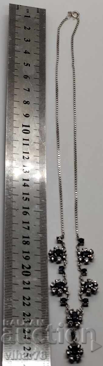 Аукцион Сребърно колие със сапфир и диаманти Аукцион Сребърно колие със сапфир и диаманти