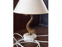 Noptiera frumoasa, veioza de masa