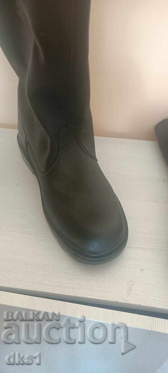 Delivery of German leather military boots "Knobelbecher"