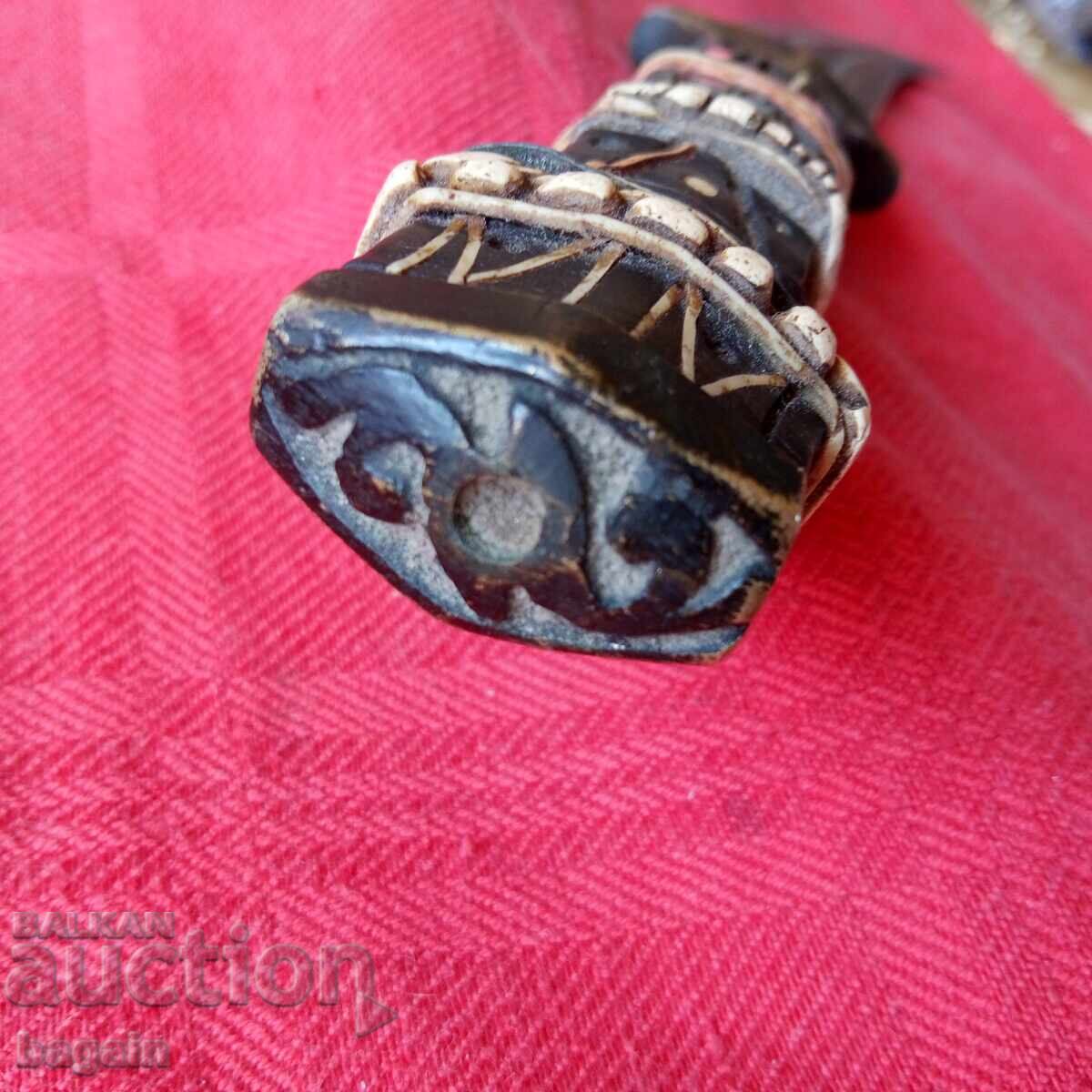 Licitație Kamă, pumnal, bebut Licitație Kamă, pumnal, bebut