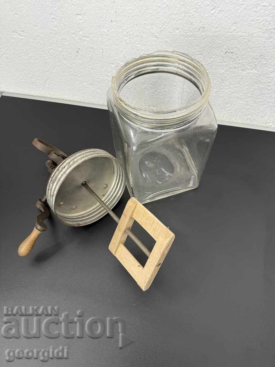 Authentic butter/milk churn. No. 7550 - 6