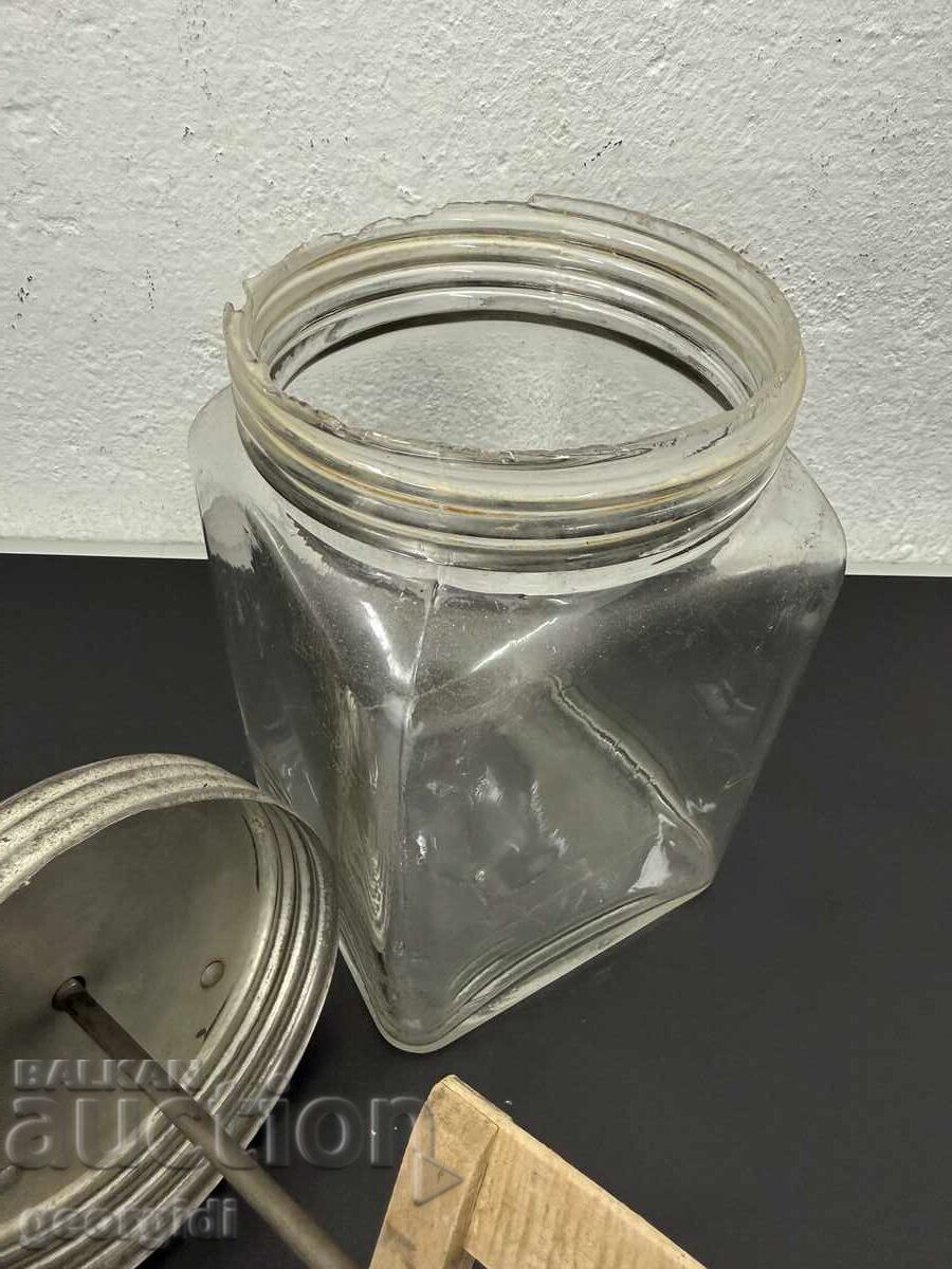 Authentic butter/milk churn. No. 7550 - 7