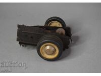 Ελαστικά για παλιό ρωσικό παιδικό φορτηγό ZIL