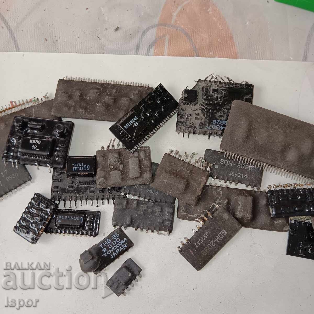 Circuite integrate /microcipuri/ - 6 Circuite integrate /microcipuri/ - 6