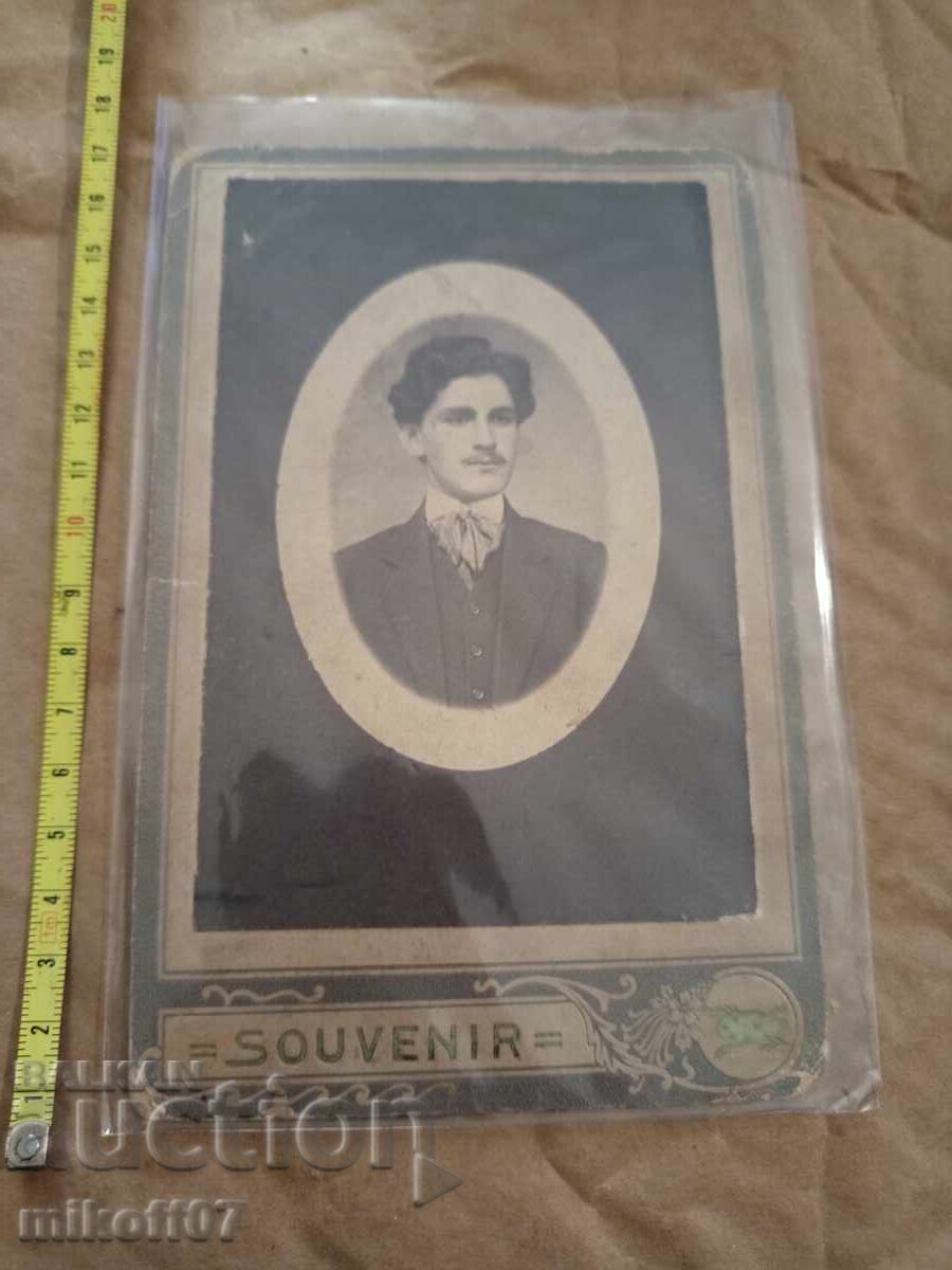 Φωτογραφία από χαρτόνι, φωτογραφία Μίτσκο Γκεοργκίεφ