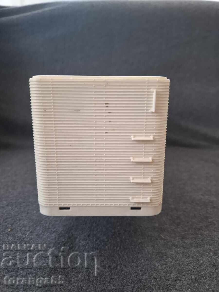 Delivery of Large Plastic Trailer New Bright 1986 VTG Rumblin' Rig