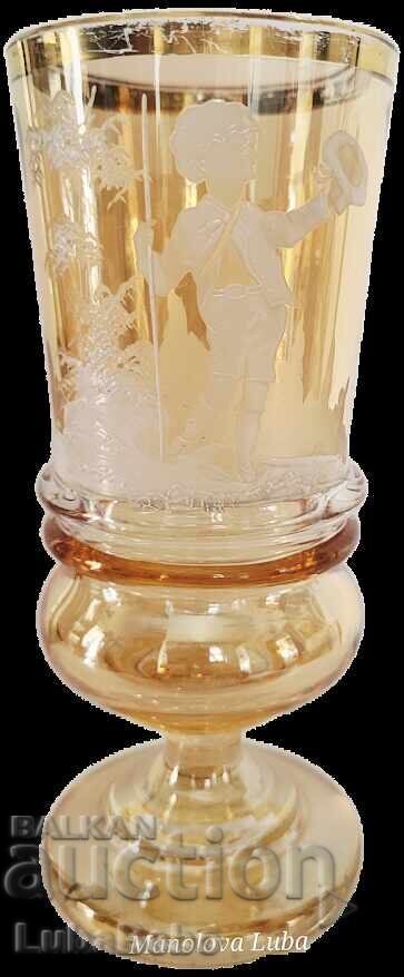 Δημοπρασία Γυάλινο ποτήρι από το δεύτερο μισό του 19ου αιώνα, περίπου 1890-1900