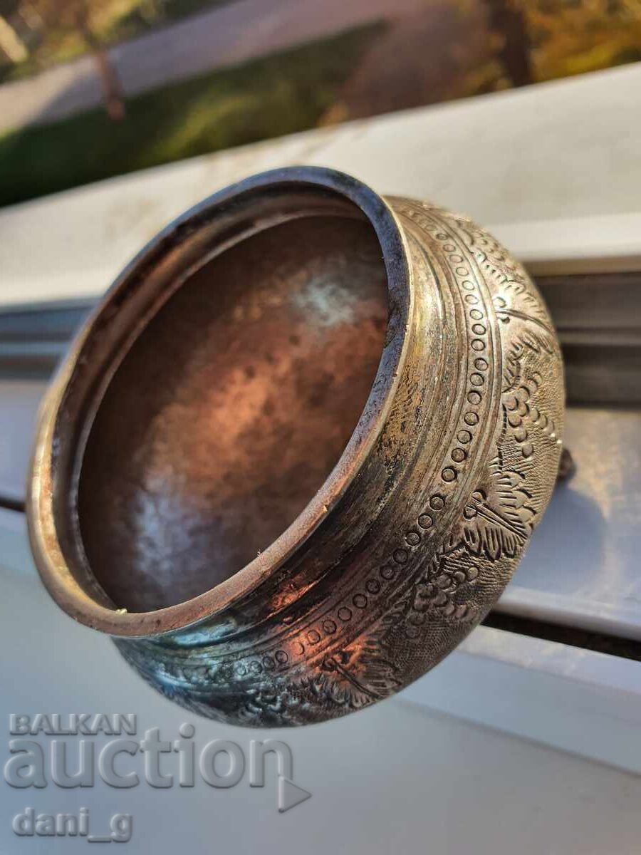 Cenușeră din Koprivshtitsa din perioada otomană autentică, sculptată manual