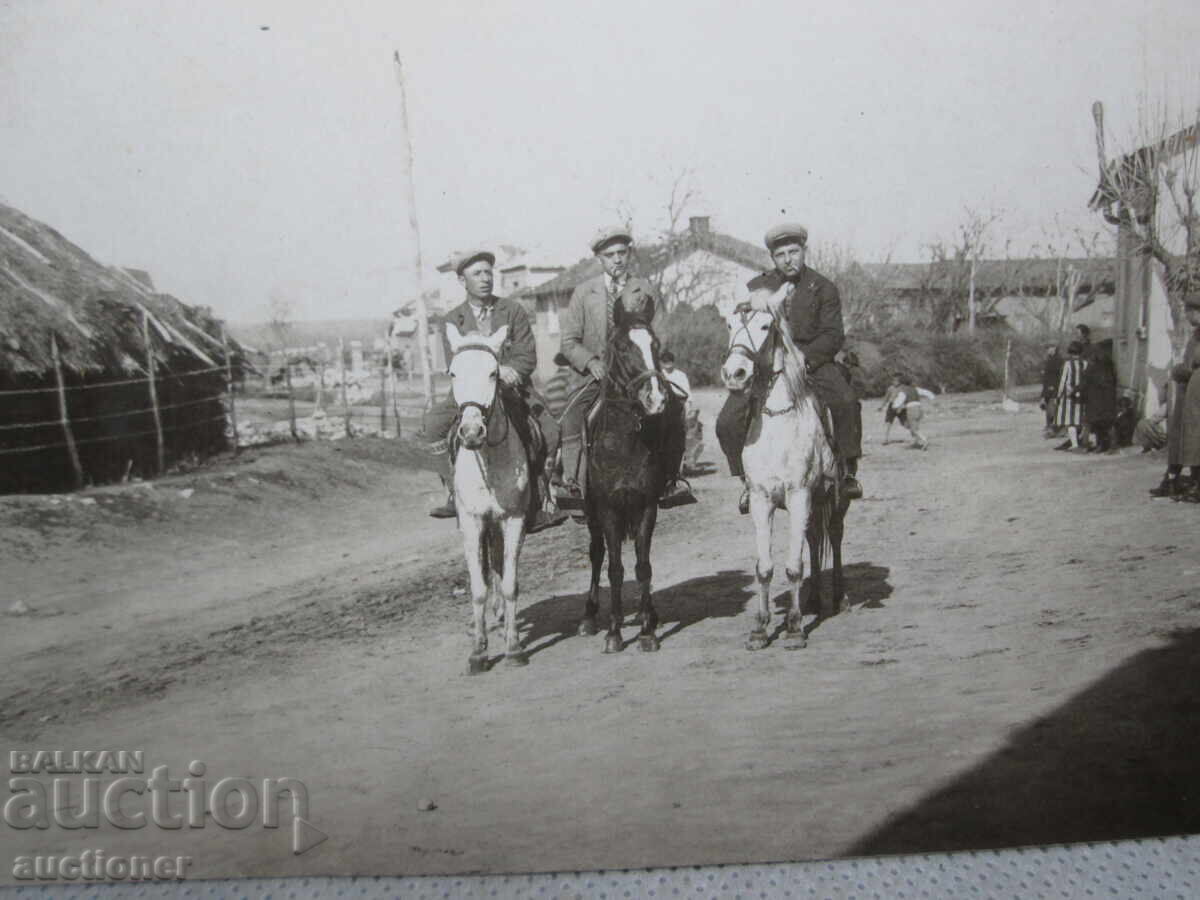OLD PHOTO KINGDOM OF BULGARIA with price 20.00 BGN | € 10.23