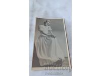 Φωτογραφία Κορίτσι σε λευκό φόρεμα