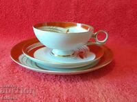 Vechi set triplu WALLENDORF - ceașcă, 2 farfurii Germania RDG