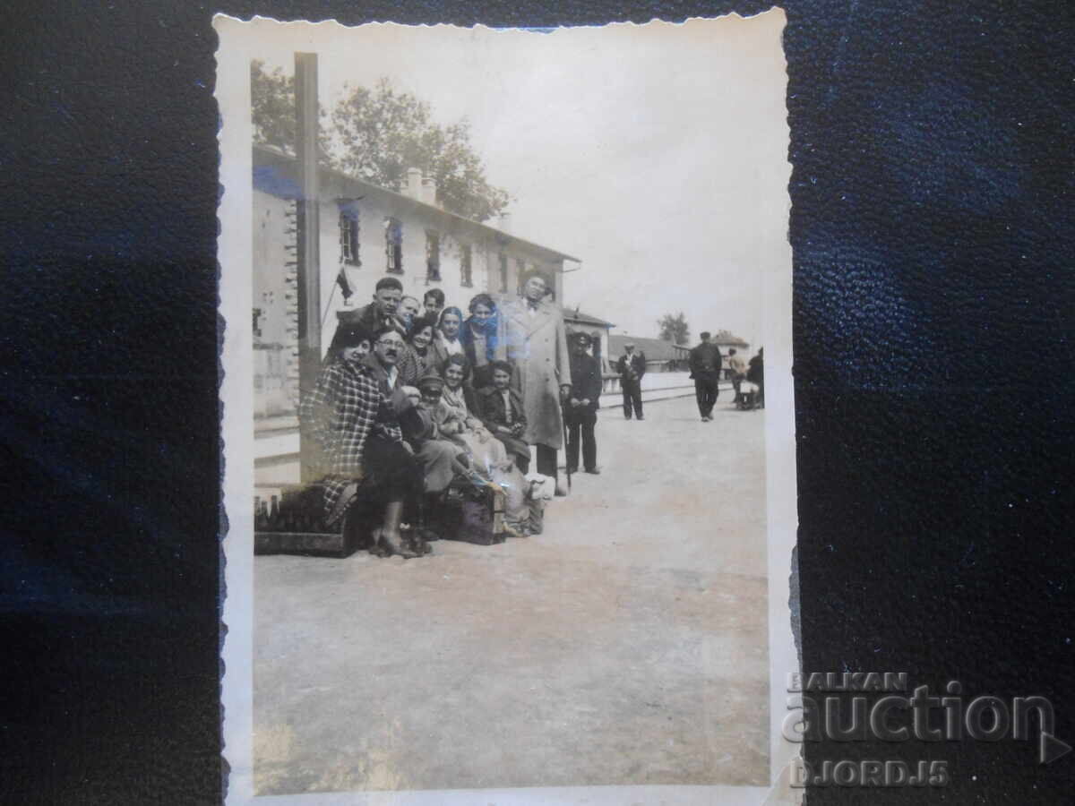 old photo with price 1.00 BGN | € 0.51 old photo with price 1.00 BGN | € 0.51