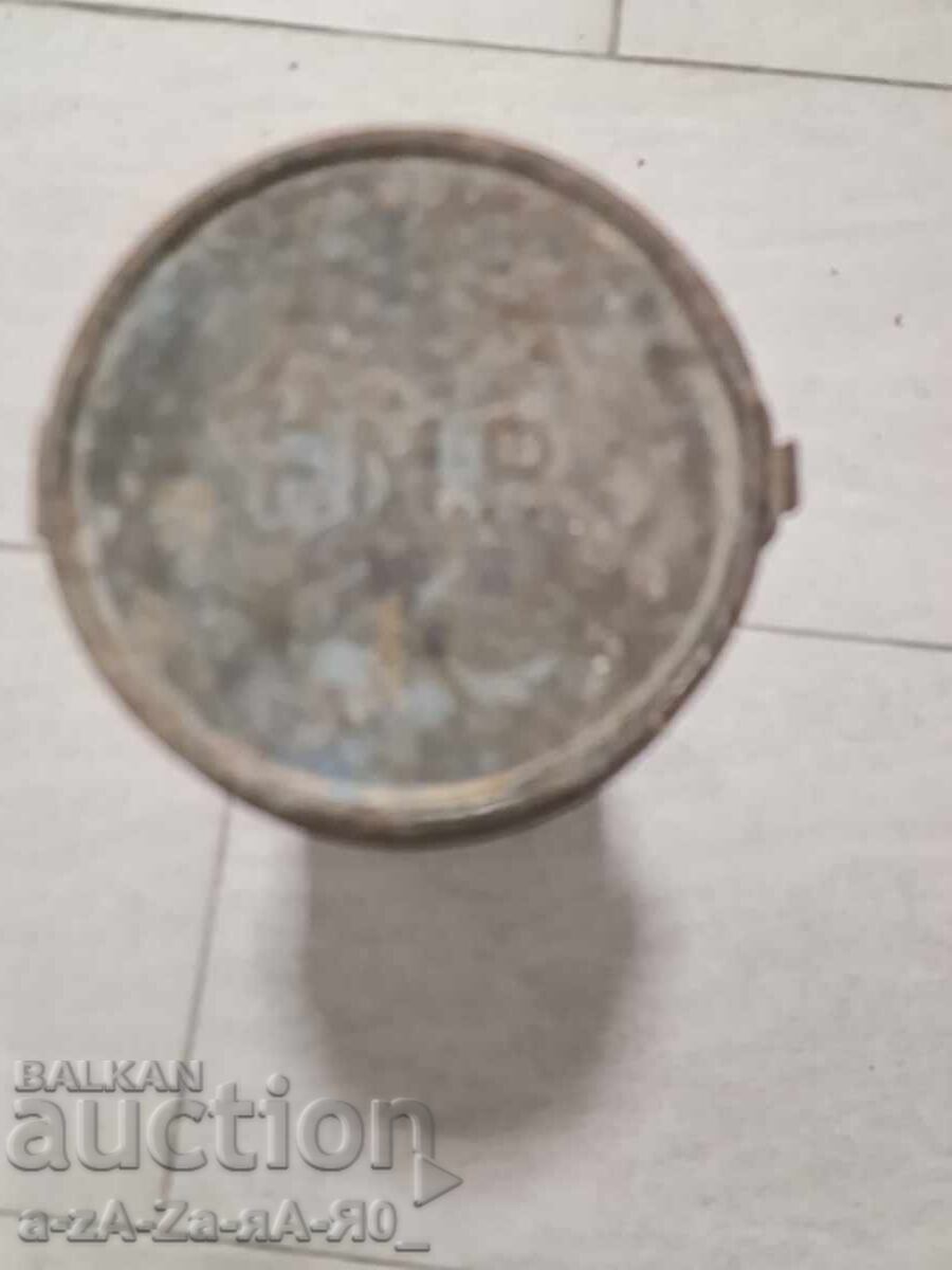 Old gas mask from the war in a box, I think it's Czech - 5