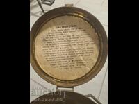 Masca de gaze veche de război, în cutie, cred că este cehă